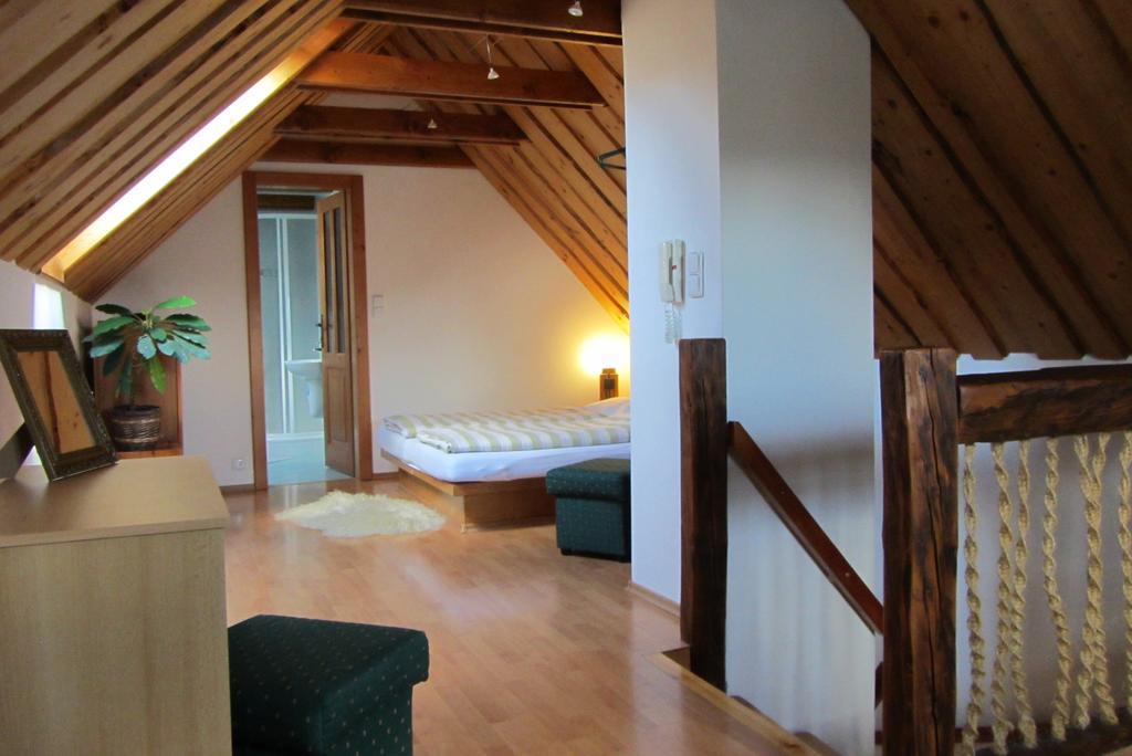 Chalupa Štrba Chambre photo